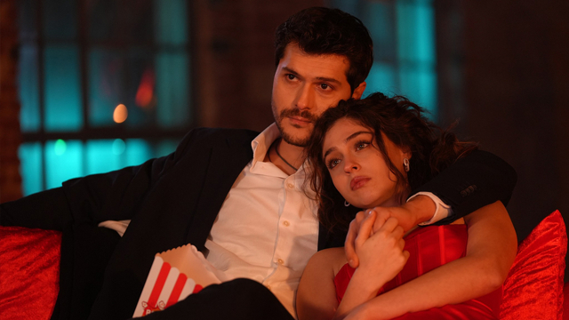 مسلسل ليلى الحلقة 19 مترجمة