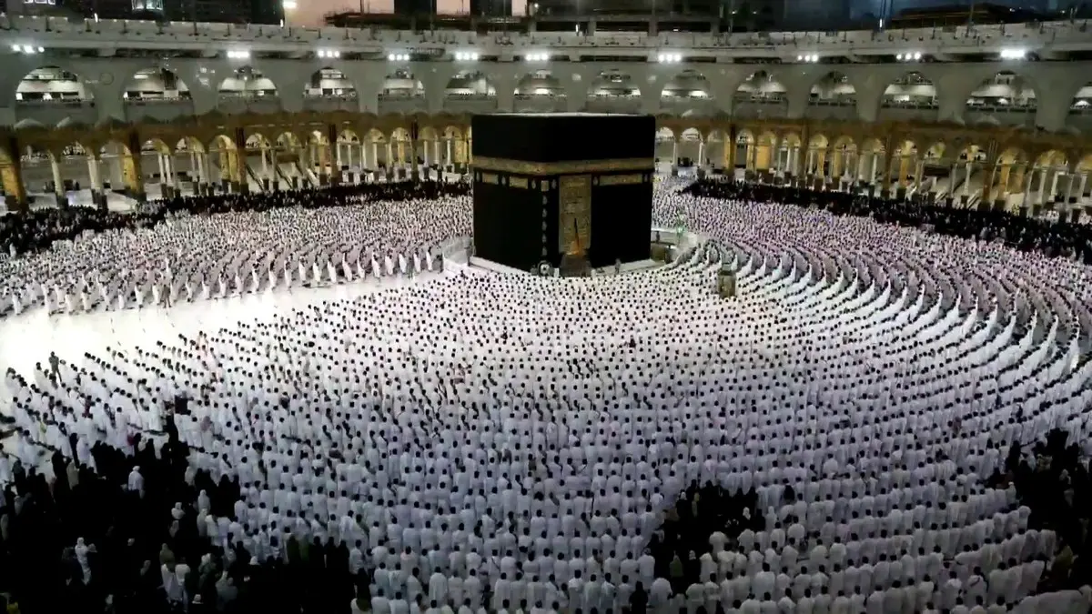 من هنا.. رابط التسجيل في موسم حج 1446 هـ للمواطنين والمقيمين بالمملكة 2025