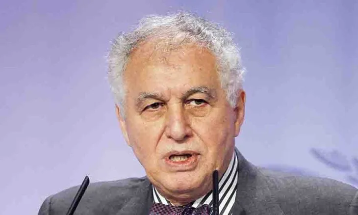من هو سيد احمد غزالي رئيس وزراء الجزائر الأسبق ويكيبيديا السيرة الذاتية