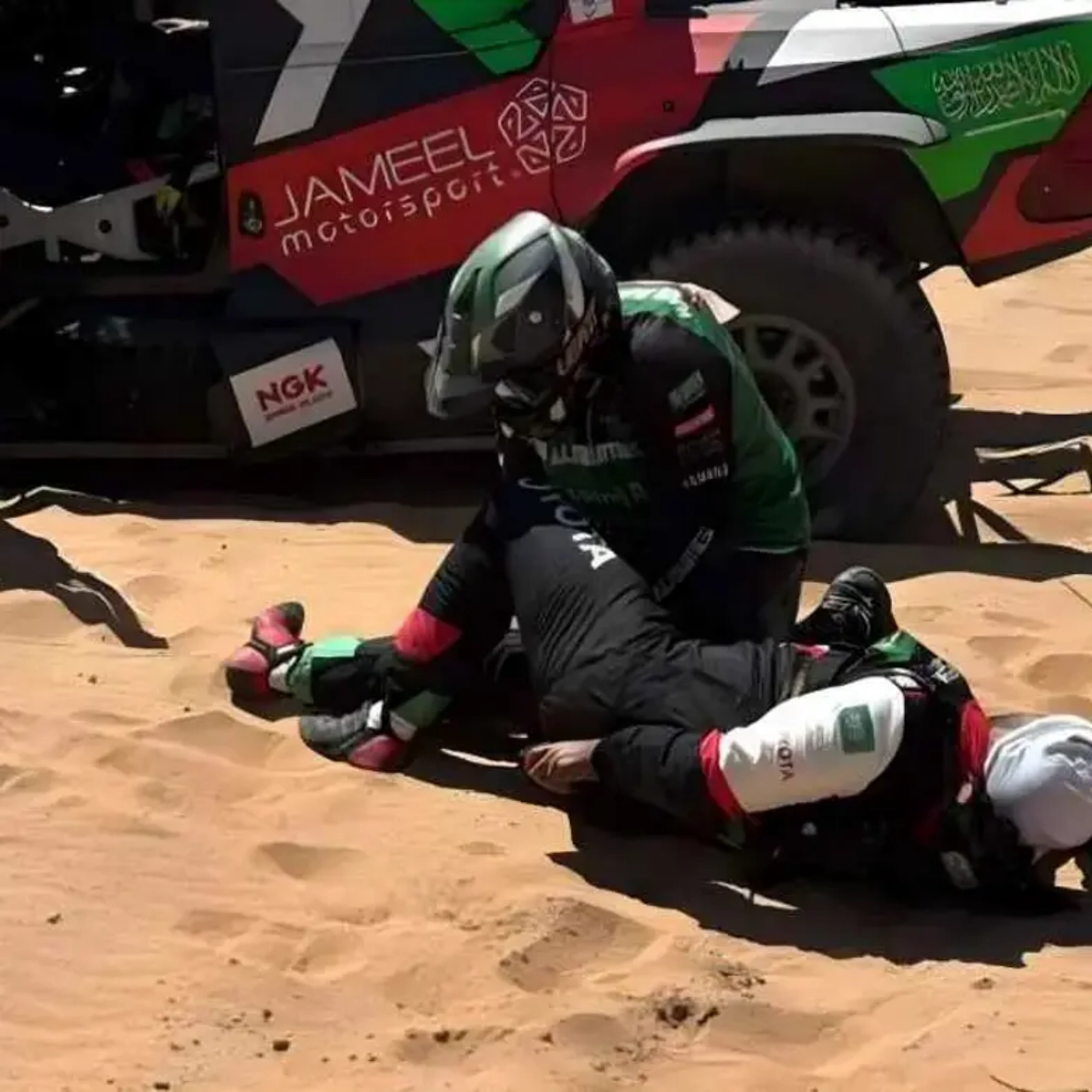 تفاصيل حادث يزيد الراجحي اليوم.. وحالته الصحية